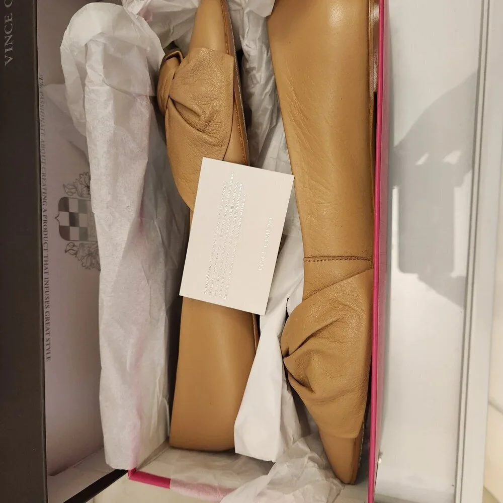 Vince Camuto Bowmel Flats. NIB. Cream Tan Napa. Size 5.5. NIB